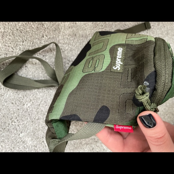 Supreme Small Bag - Picture 3 of 4